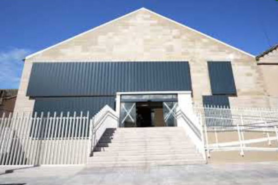 Rehabilitació dels antics "Magatzems de vins Cortina" per a biblioteca a Vilafranca del Penedès