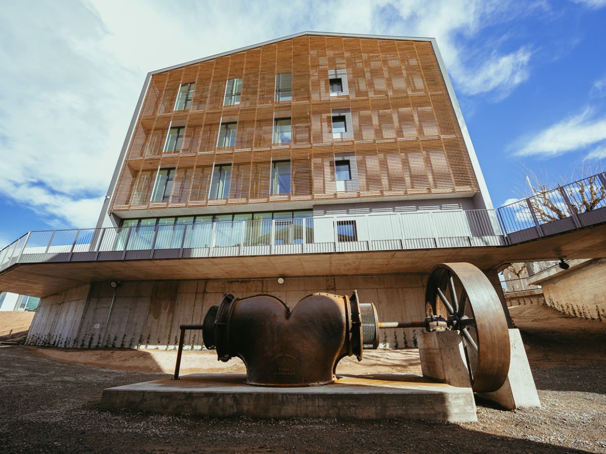 CONSTRUCCIÓ DE LA NOVA RESIDÈNCIA I CENTRE DE DIA A LA FÀBRICA VELLA DE SALLENT