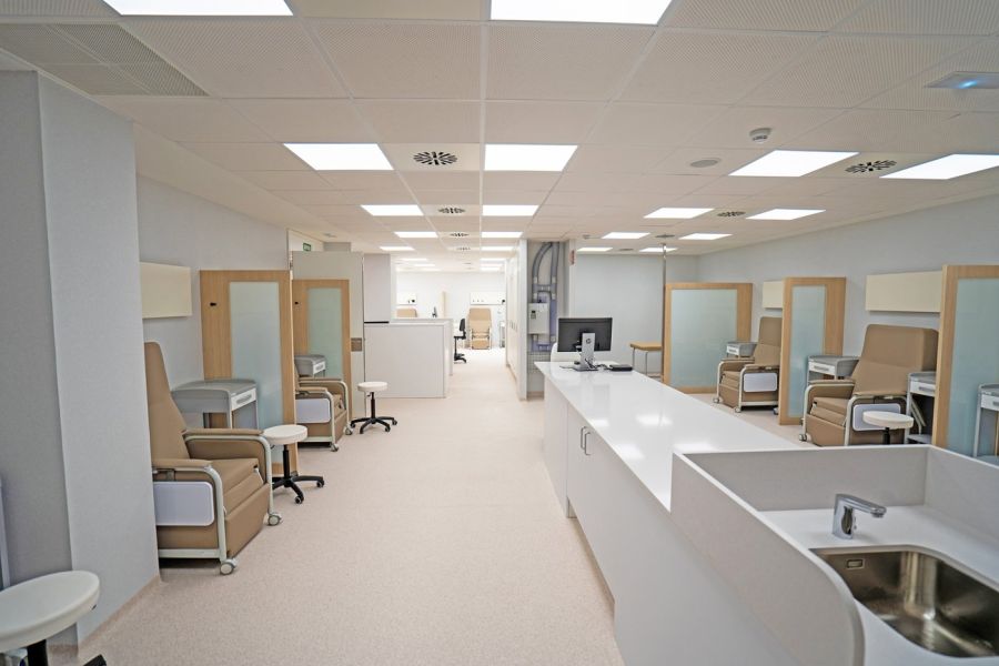 Remodelación del vestíbulo de la Planta P-1 Área d'extracciones del Hospital de Sant Joan de Déu