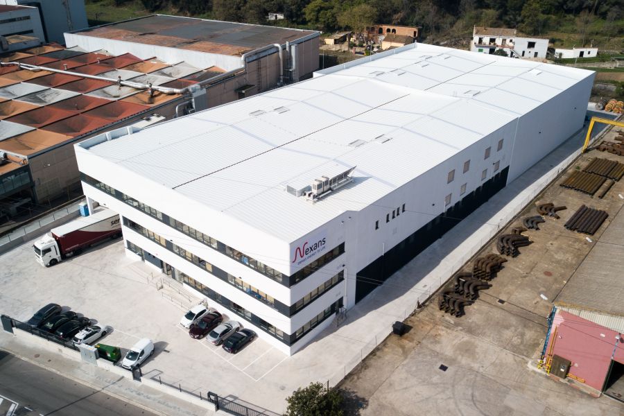 Reform and expansion of a detached industrial building for Nexans Iberia, S.L