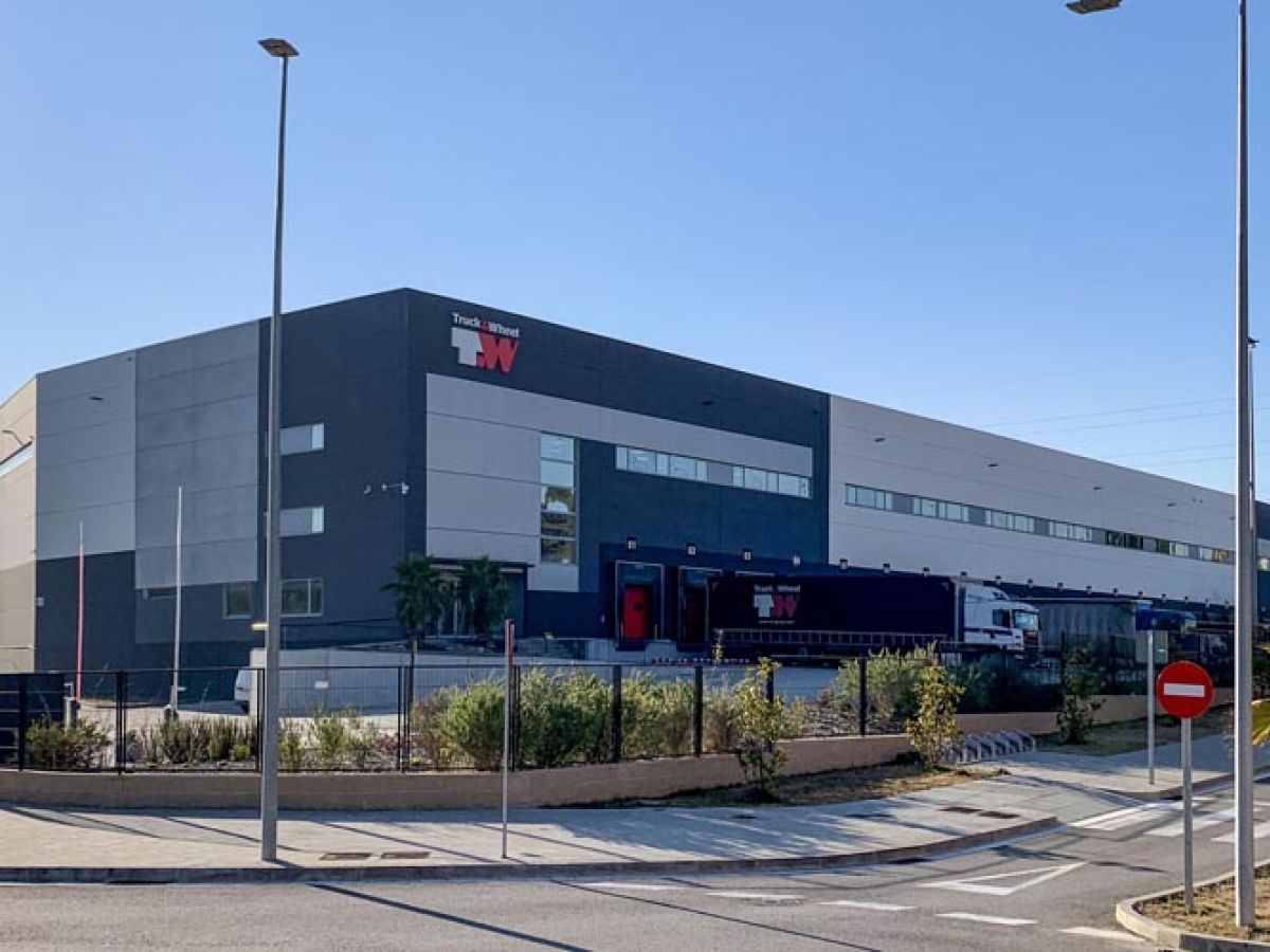 MANTENIMIENTOS PREVENTIVOS, NORMATIVOS DE ELECTRICIDAD, BAJA Y MEDIA TENSIÓN EN TW LOGISTIC (MARTORELL)