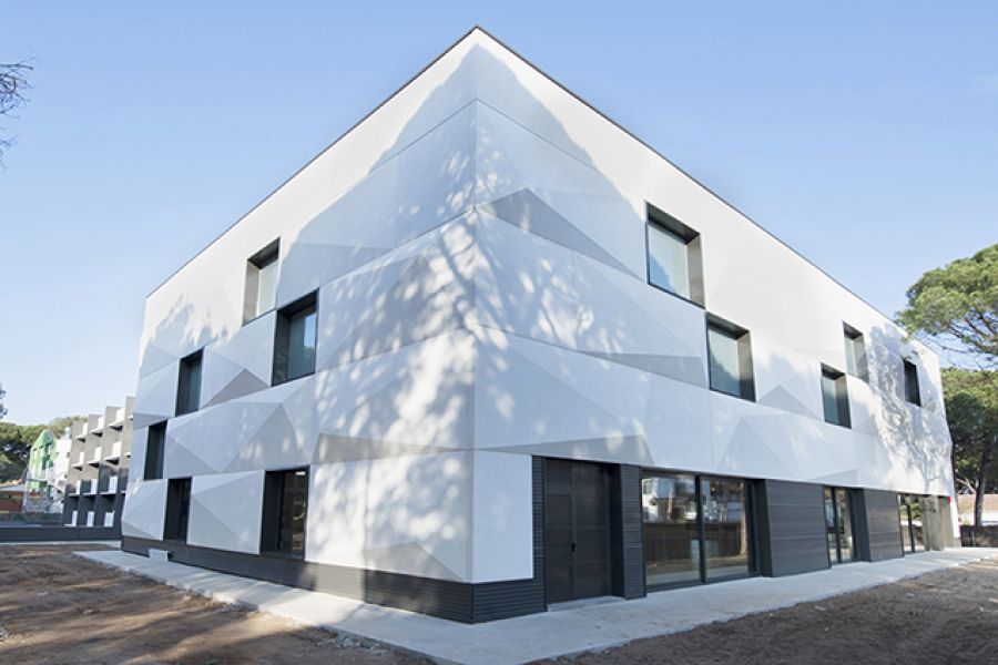 Expansion of an educational building belonging to The British College of Gavà (BCG)
