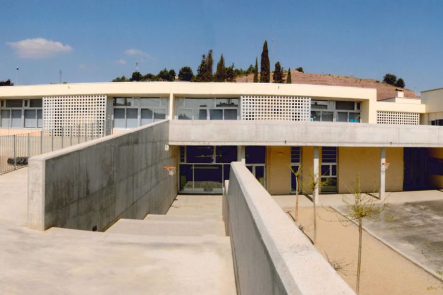Pr. School & pavilion Sant Jordi-Navàs
