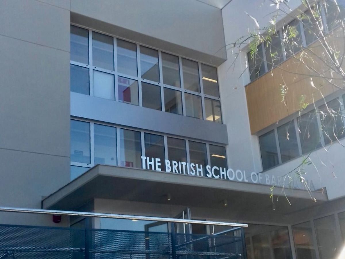 CONSTRUCCIÓN DEL NUEVO EDIFICIO DE LA ESCUELA DE SECUNDARIA “THE BRITISH SCHOOL OF BARCELONA” EN CASTELLDEFELS