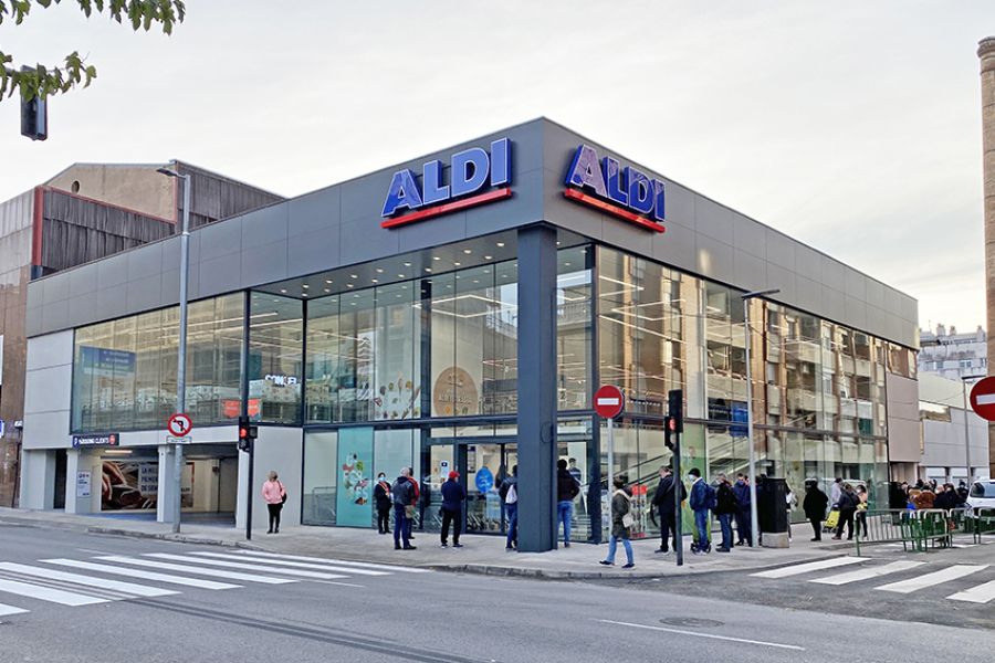 New building commercial establishment Aldi on the road of Martorell 